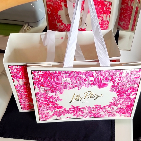 2 New Lilly Pulitzer Reusable Shopping Gift Tote Bags - Picture 4 of 6